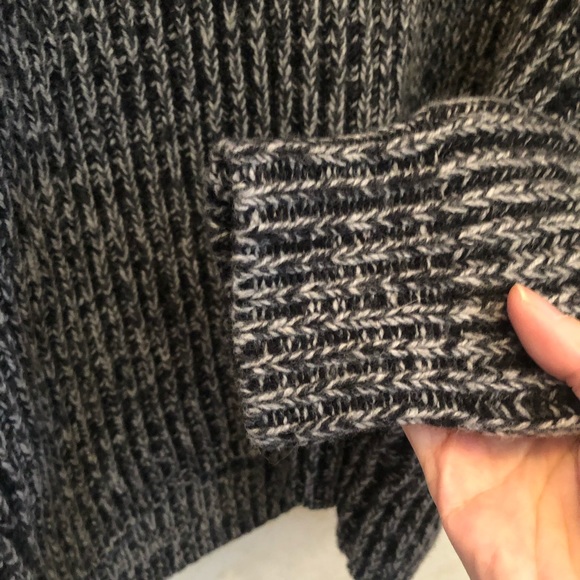 $480 Acne Studios Keborah wool v neck sweater size small - Picture 7 of 9